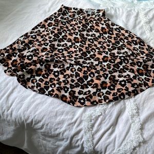 Animal print Skirt size 2/32